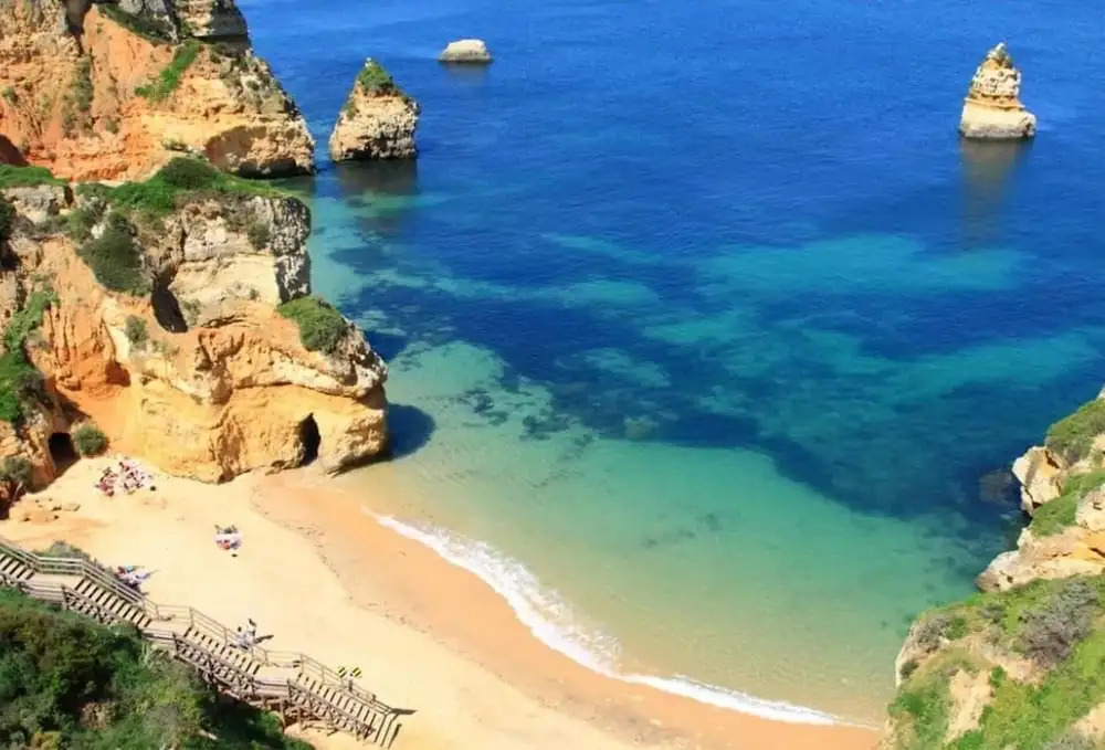 Lovely Well Located 3-bed Apartment in Algarve