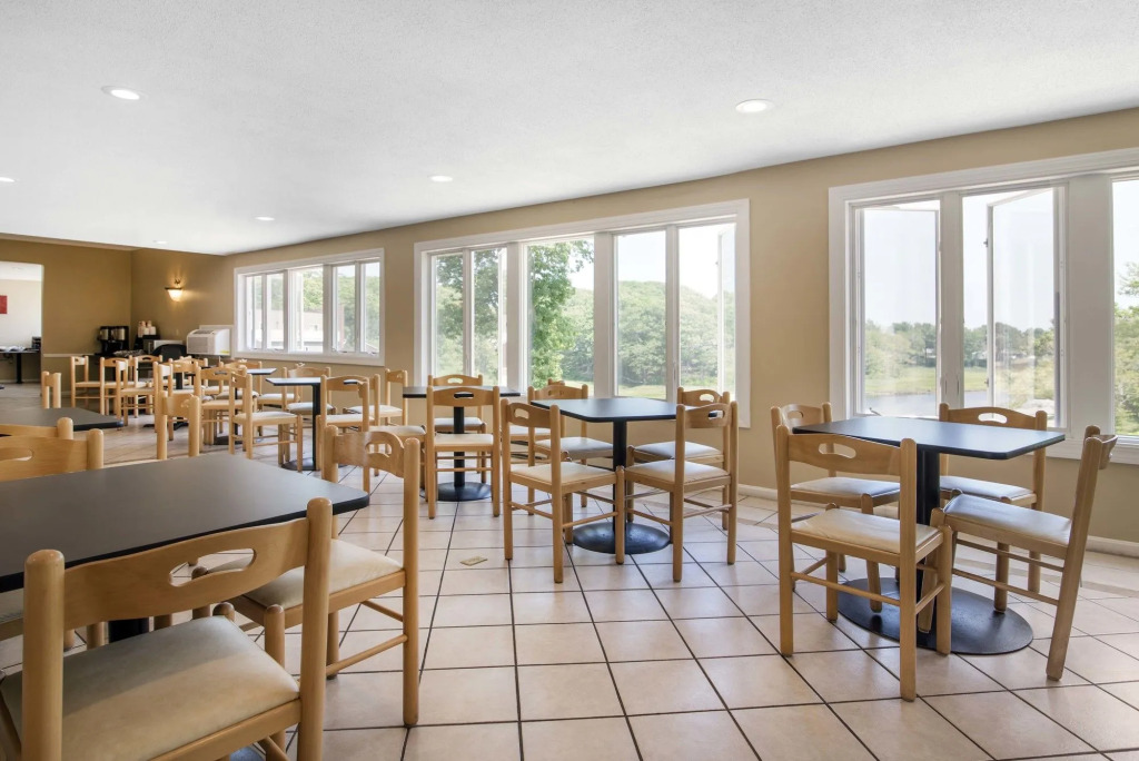 Ogunquit River Inn & Suites