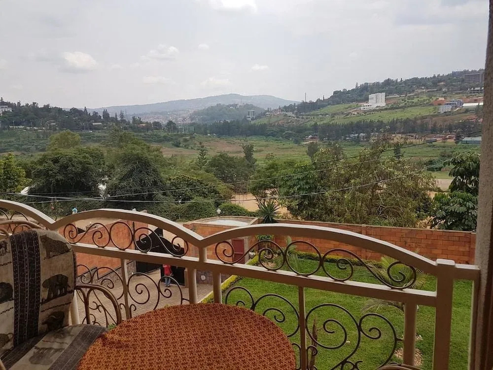 Mubwiza Courts
