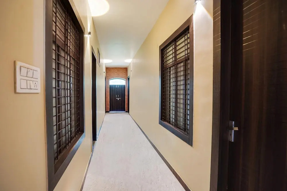 Deluxe Royal Stay Inn