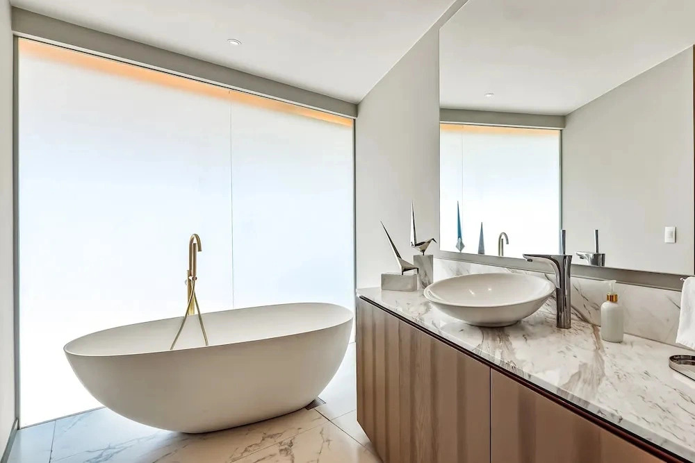 Oceanfront Luxury With Amazing View, 4 Pools, Private Beach, On-site Spa, Dining