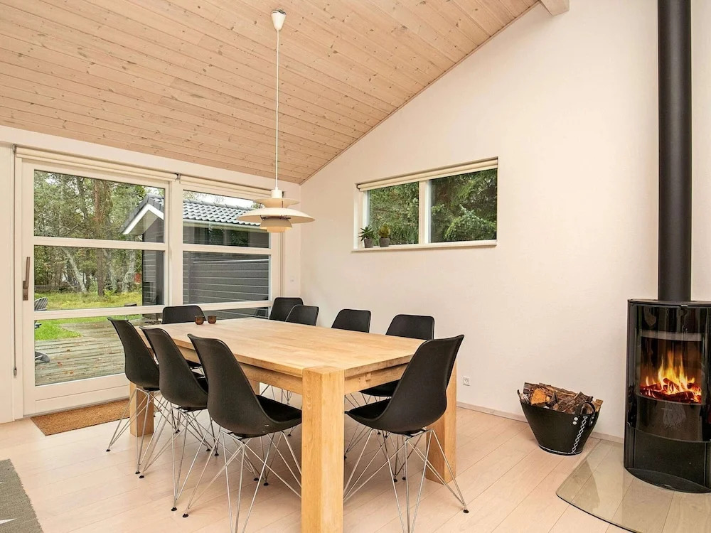 6 Person Holiday Home in Albaek