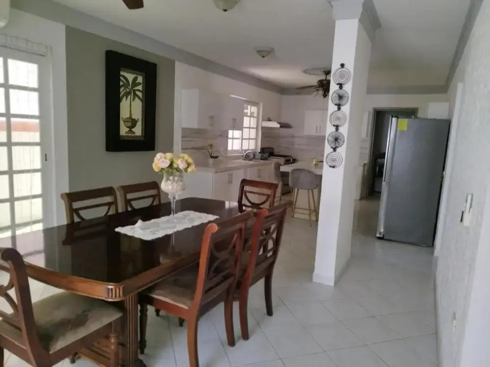 Hotel Zone Beach Villa