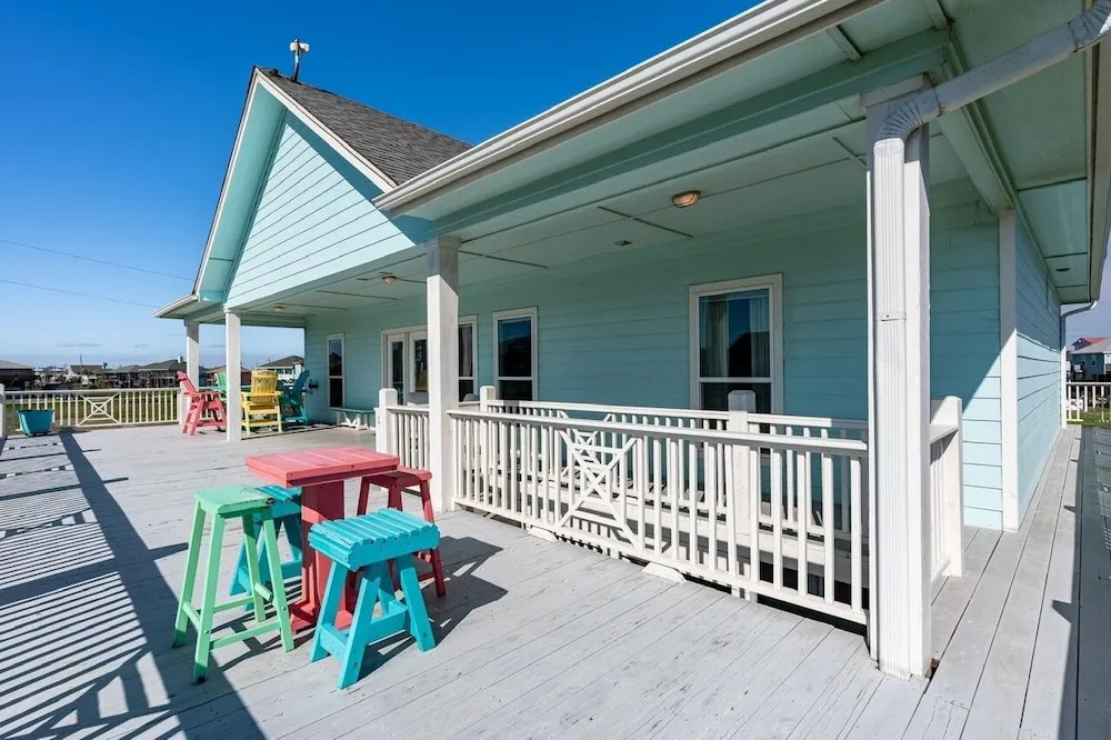 The Esscape 3 Bedroom Home by RedAwning
