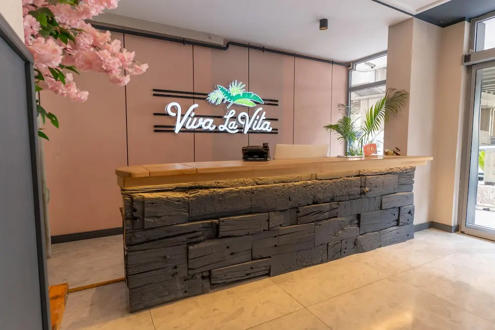 Viva La Vita Hotel