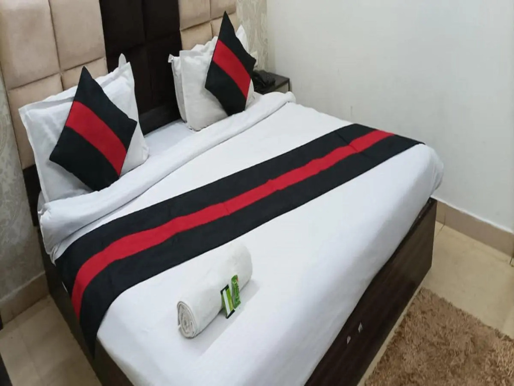 Staygo Hotel Near Haridwar Railway station