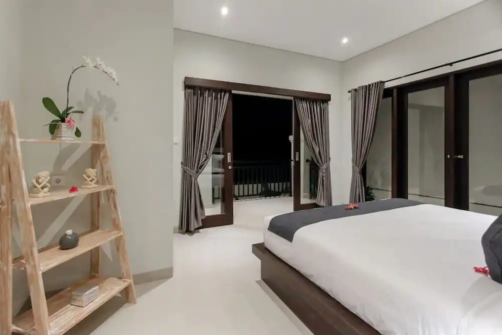 Villa 66, 5 min walk to Double 6 beach
