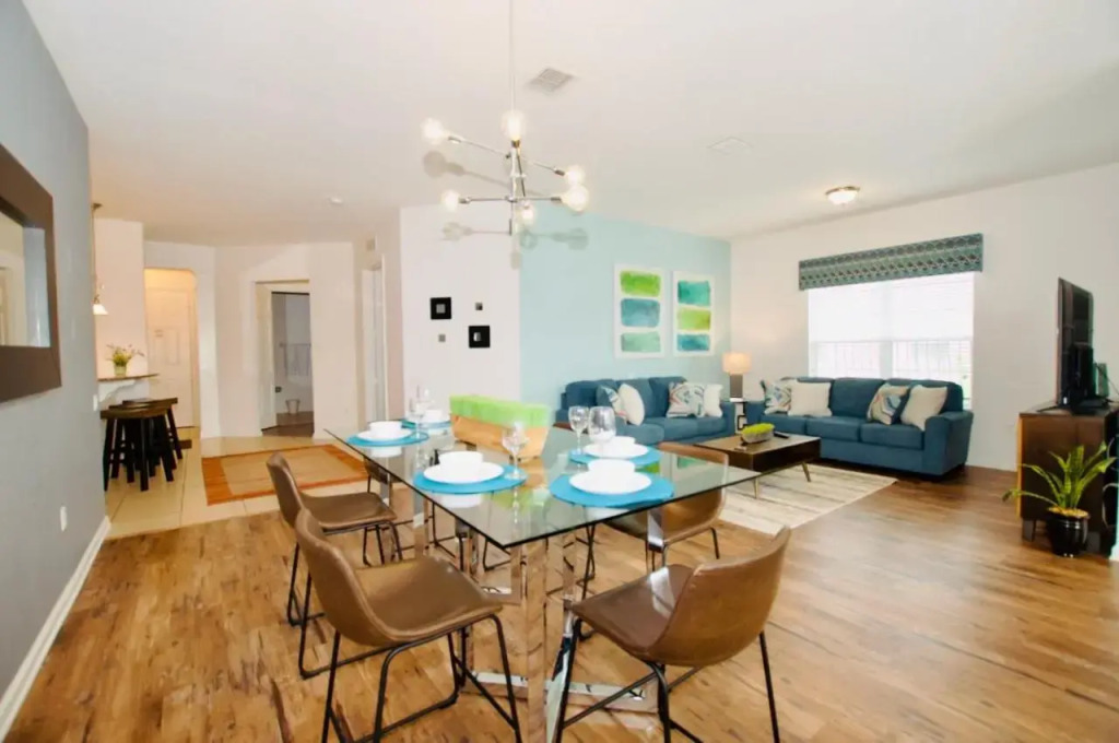 Vista Cay Luxury 4 Bedroom Condo 3117