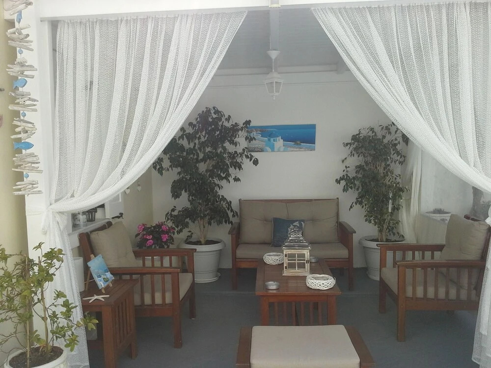 Kiklamino Sunset Suites