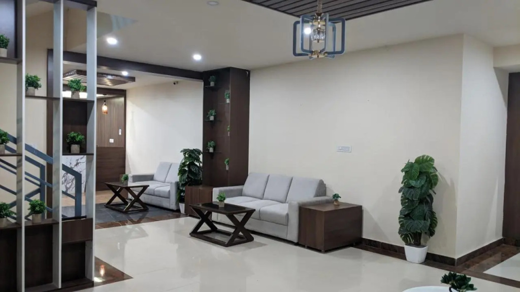 Super Townhouse Oak Mahadevapura Opposite Phoenix Mall Formerly Grand Wilton Inn