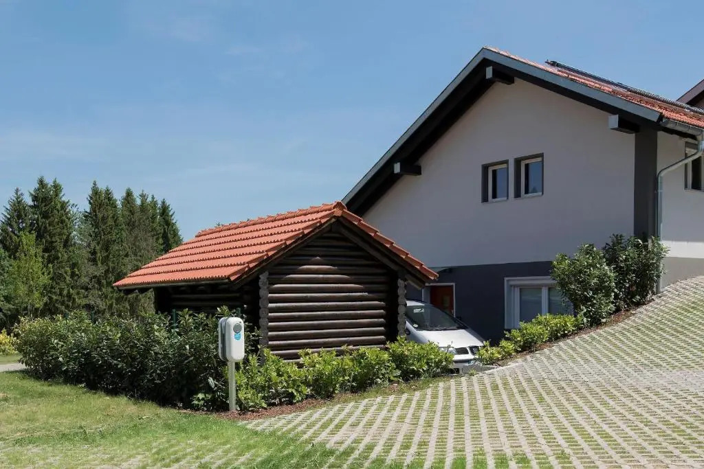 Moderne-barrierefreie-Ferienwohnung