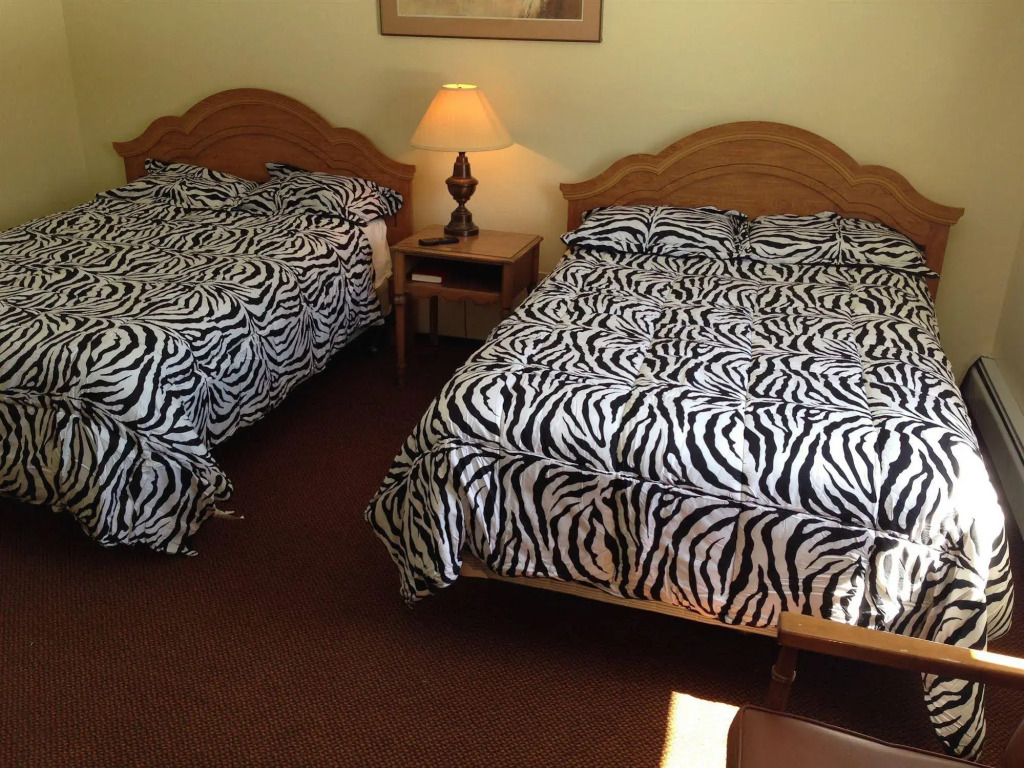 Englehart Inn