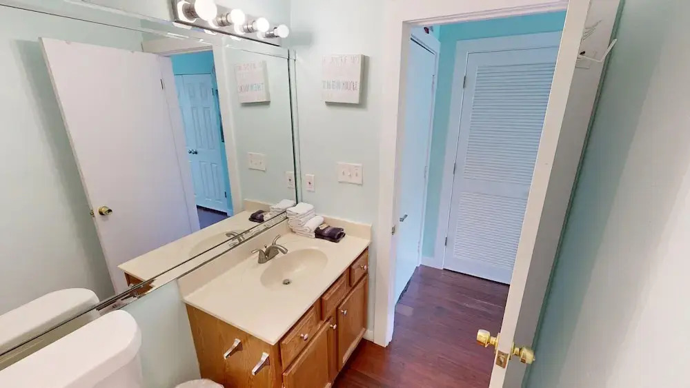 Sandpiper Cove 8113 Studio Bedroom Condo by RedAwning