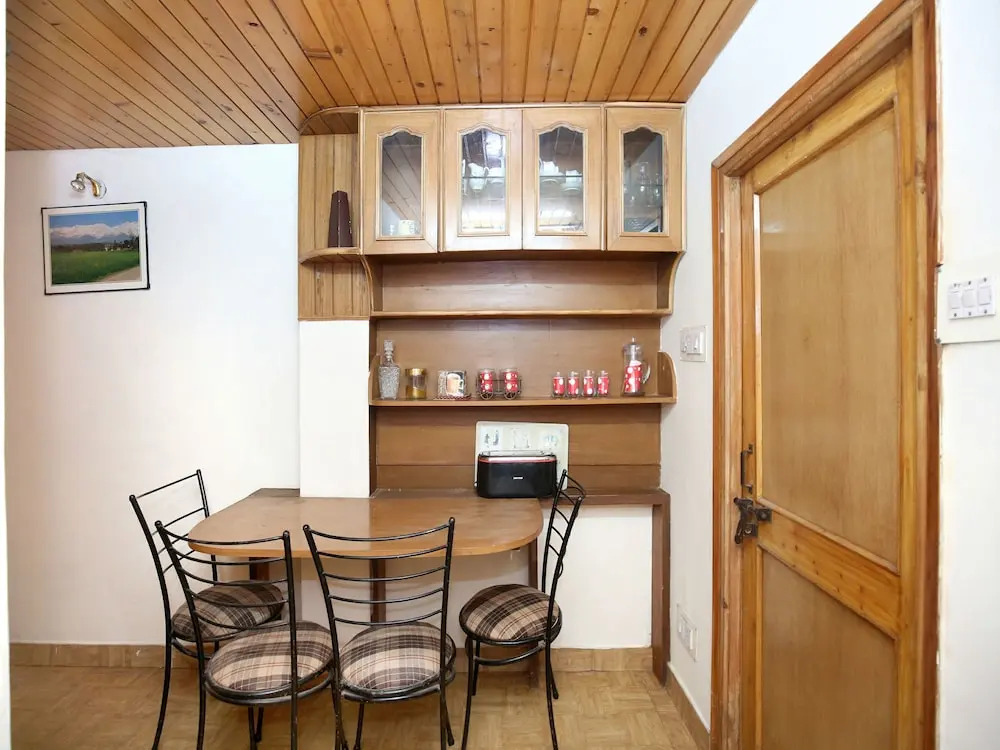 OYO 12495 Home 2BHK Sanjauli