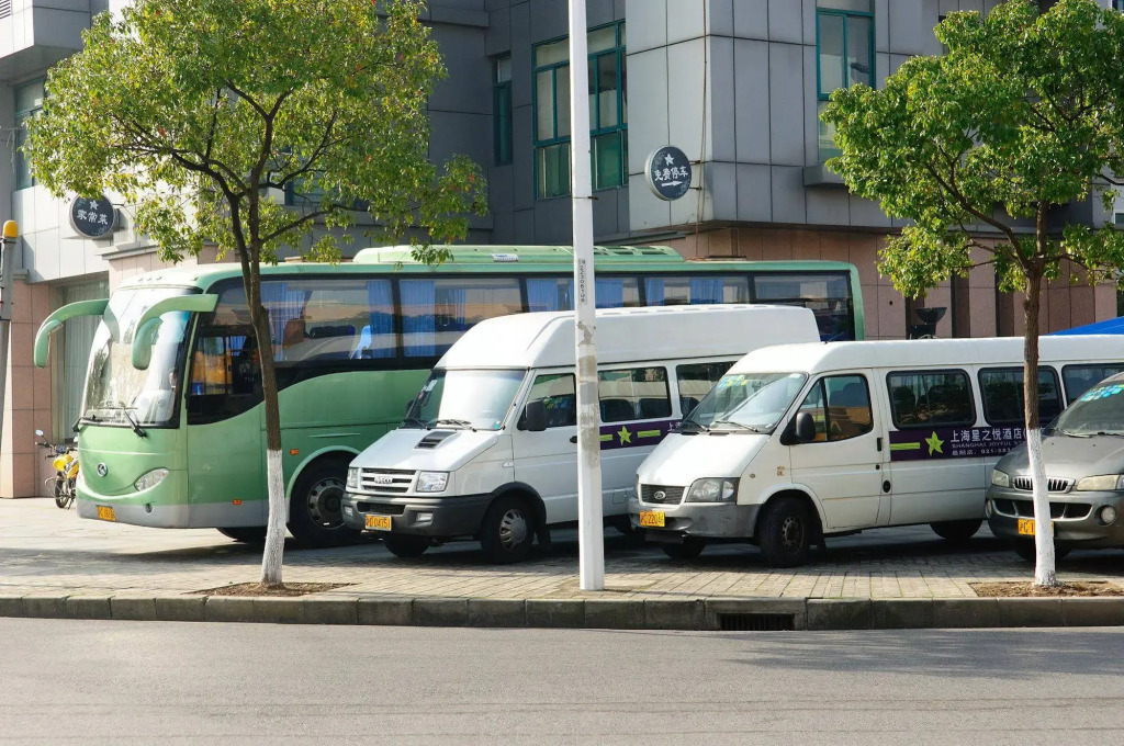 Shanghai Joyful Star Hotel-Free shuttle bus to Pudong Airport and Disneyland