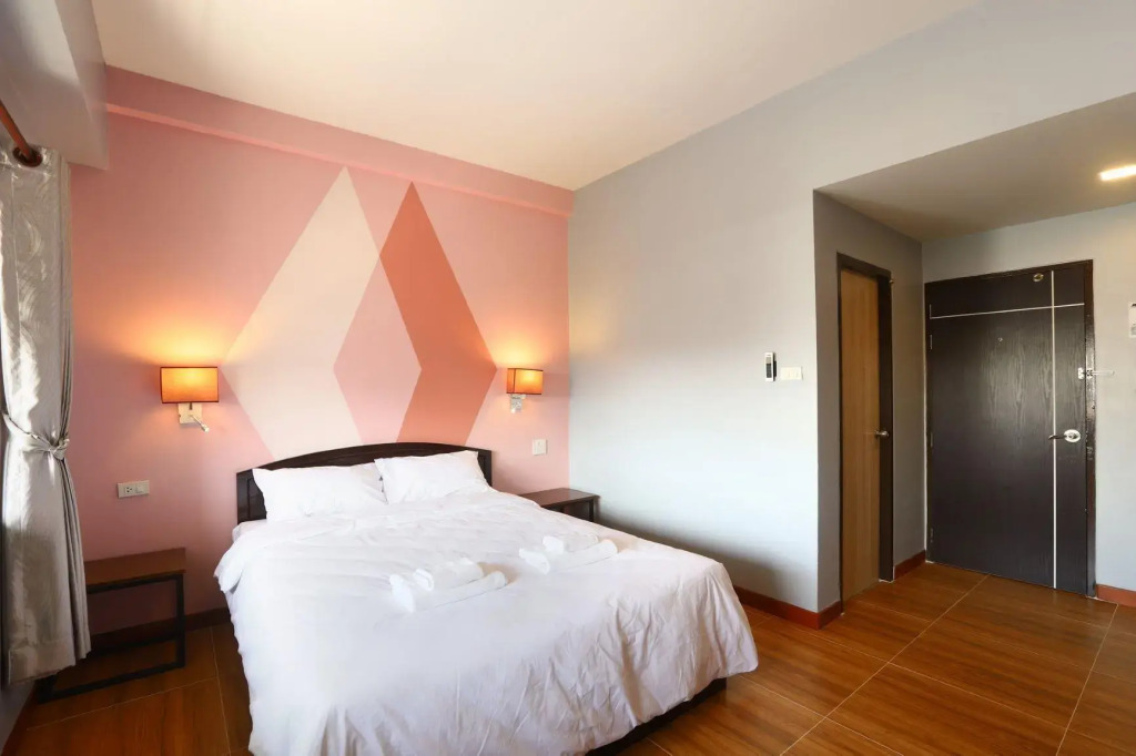 Mest Hotel (SHA Extra Plus)