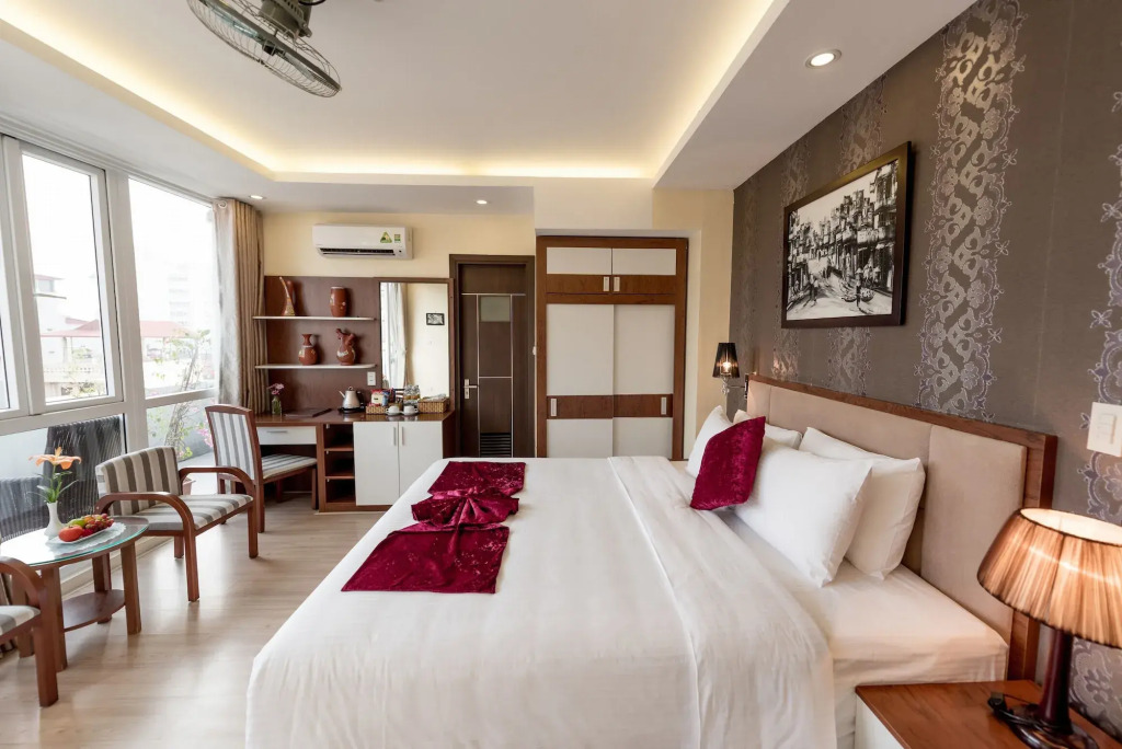 Golden Amour Hotel