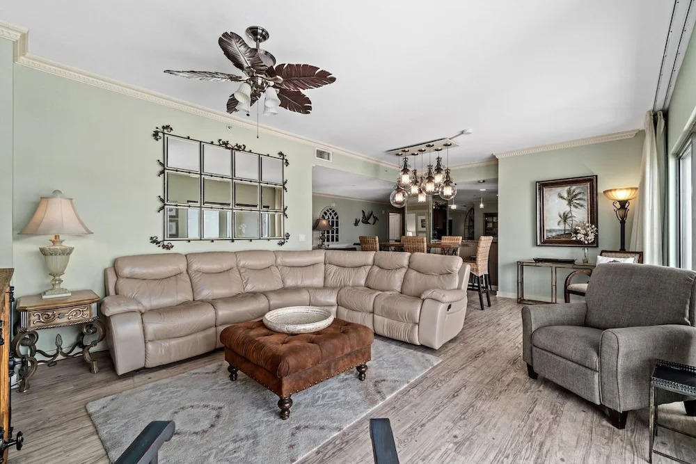 Rooftop Views of The Gulf! 1800 Square Foot Private Rooftop Terrace