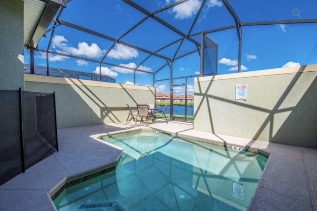 Paradise Palms-ru1049