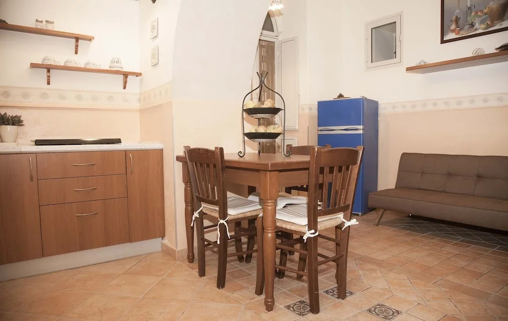 B&B Trio DArchi - La Pilozza Infiorata