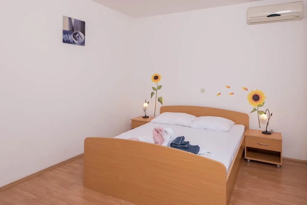Holiday Apartments Mare