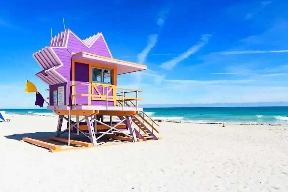 Sunny 2BR Miami Beach Apartment, Perfect Location