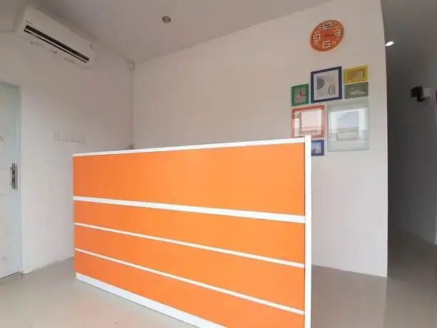 Capital O 93076 Batam Backpacker Guesthouse 2