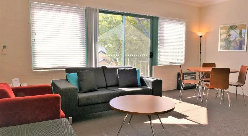 Dowler Apartments