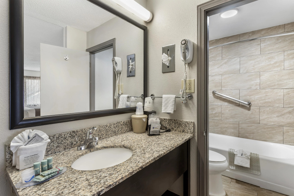 Best Western Asheville-Blue Ridge Parkway