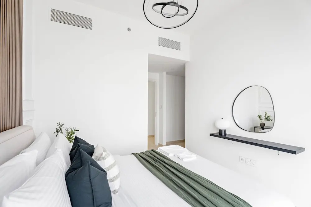 Royal Vista - Luxury 2BR Apartment at Downtown Views II - Downtown