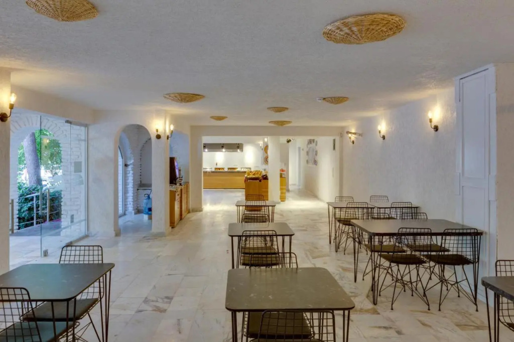 Serhan Hotel