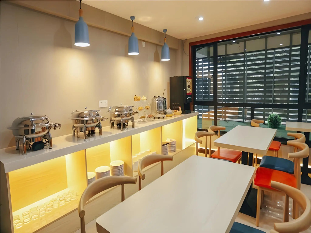 GreenTree Alliance Shanghai West Shuichan Road Hotel