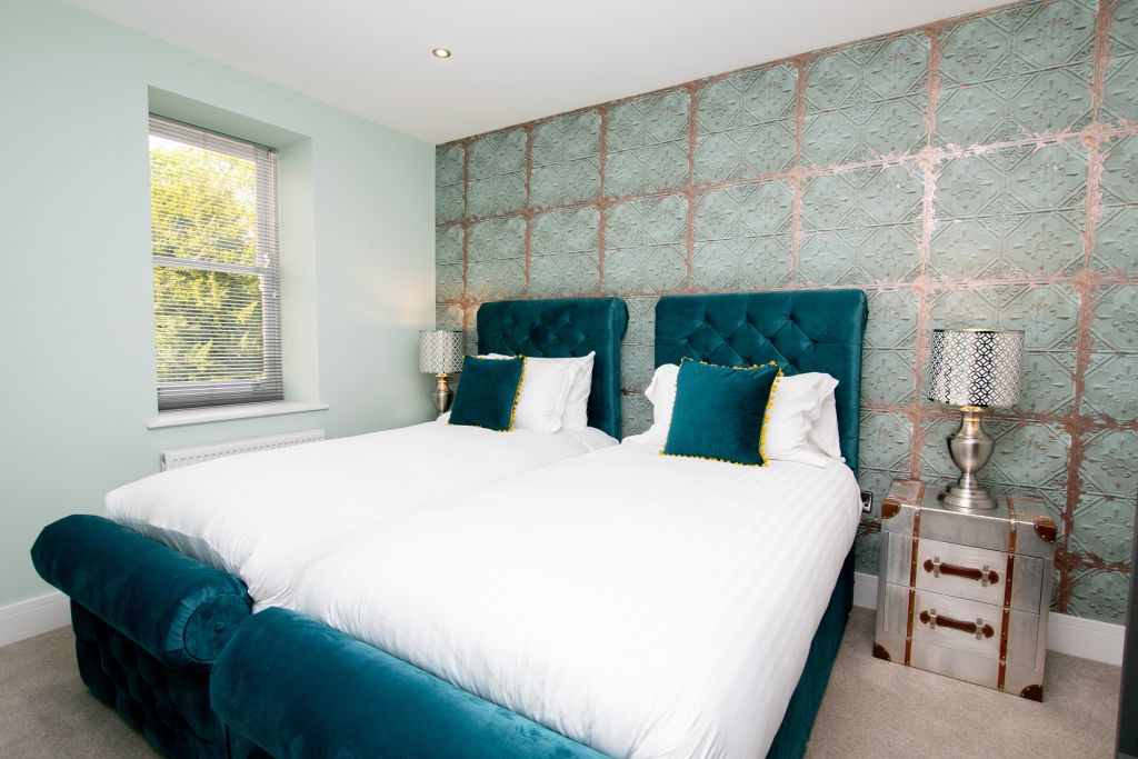 Your Apartment | Bristol Rowan Tree - No.5