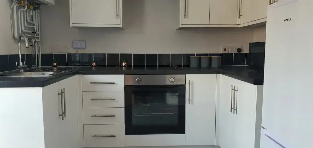 Room in Guest Room - Big Double Room in Stoke City
