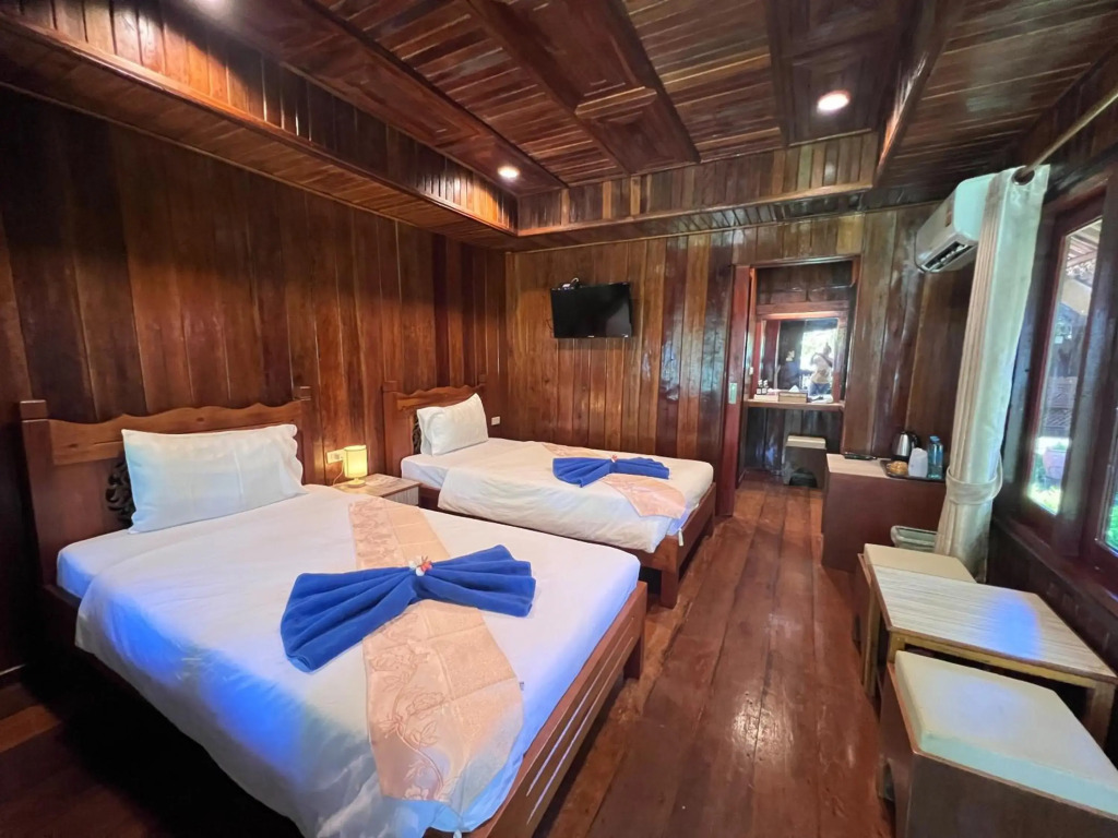Diamond Beach Resort