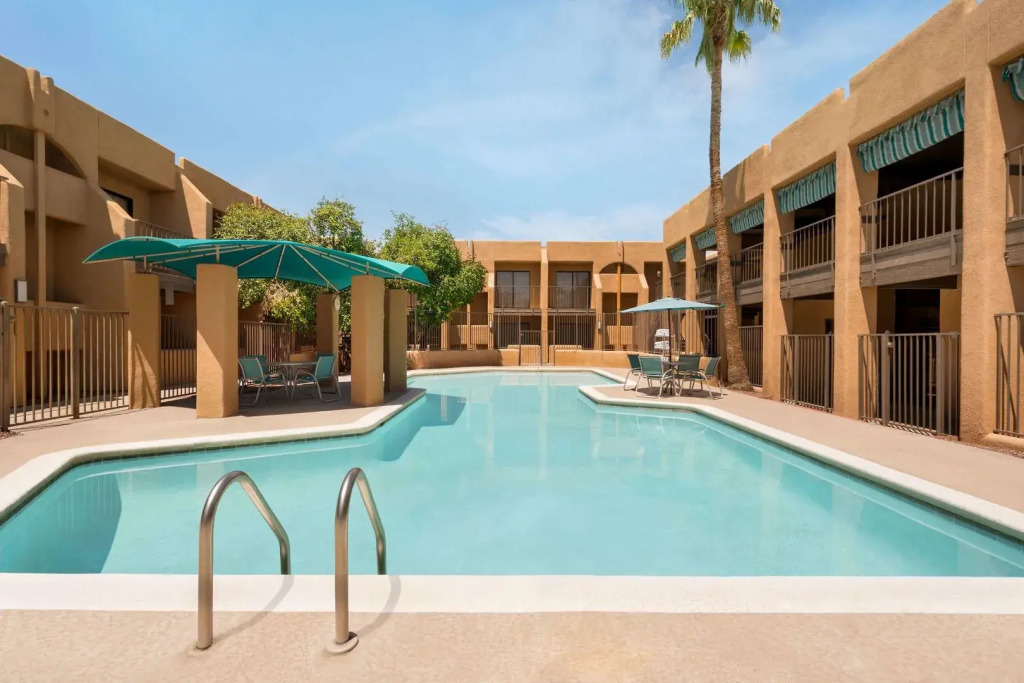Ramada by Wyndham Tucson Airport