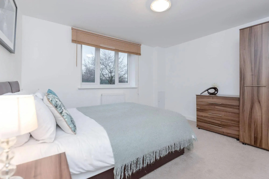 Royal Apartments - Heathrow