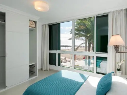 Beachfront Apartment Las Burras MRA 02 by VillaGranCanaria