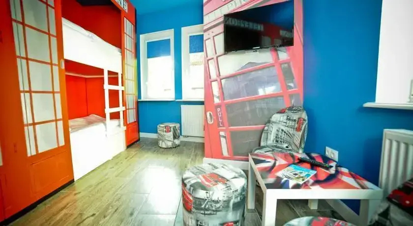 World Hostel - Old Town