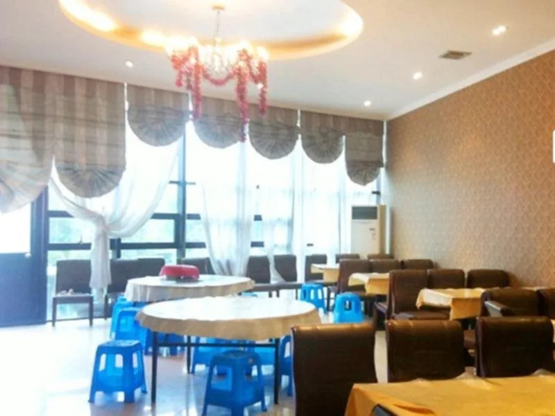 Super 8 Hotel New High-tech Zone Zhuyuan Road