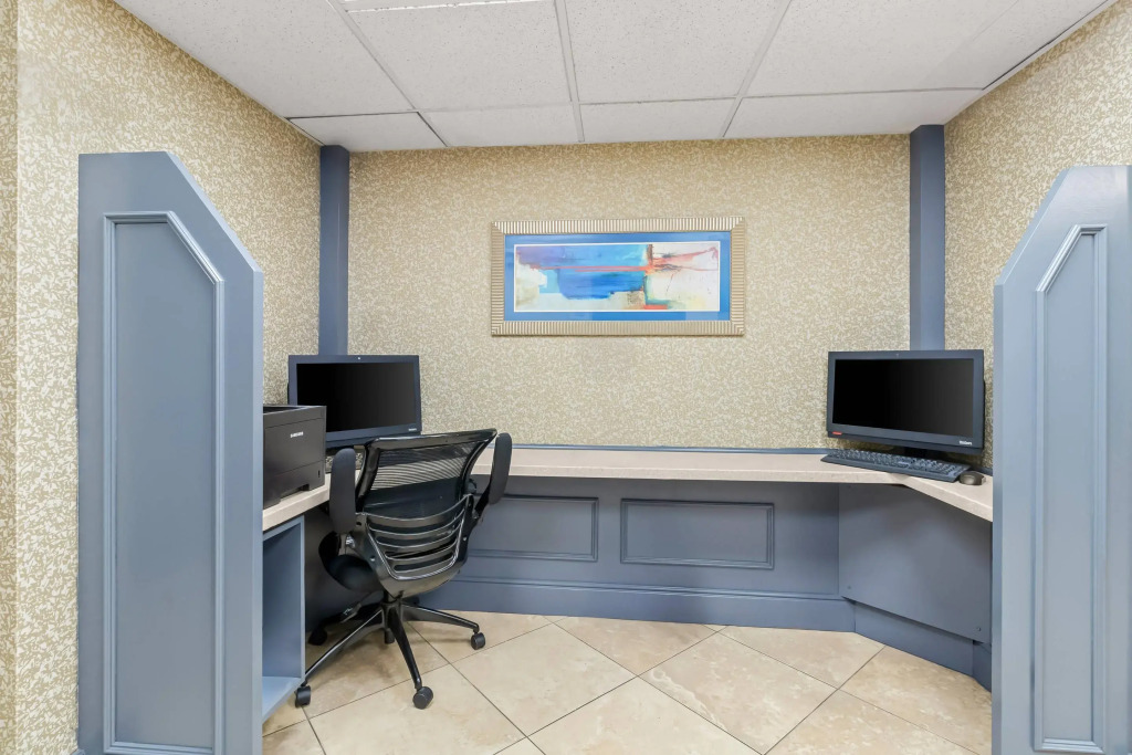 Clarion Inn Cranberry Township