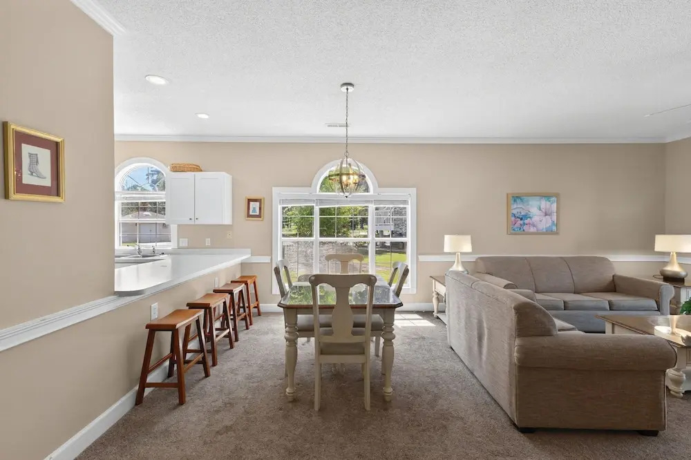 Magnolia Place 4687-102