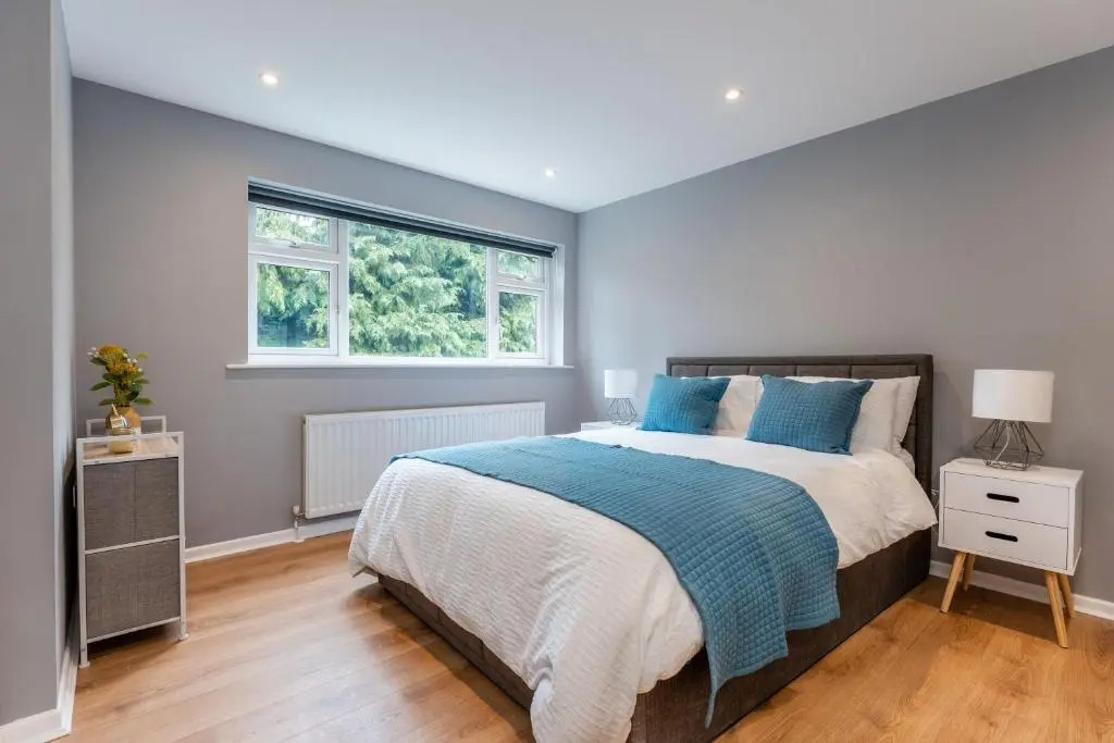 Stylish 2 bedroom apartment in Bournemouth, 500m from beach