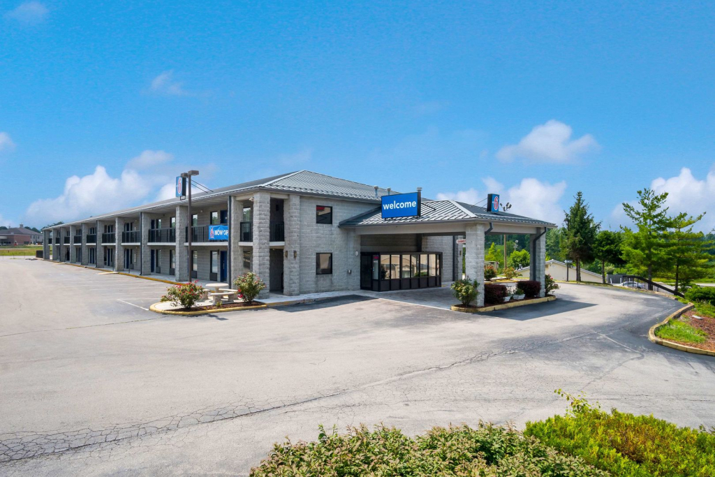 Motel 6-London, KY