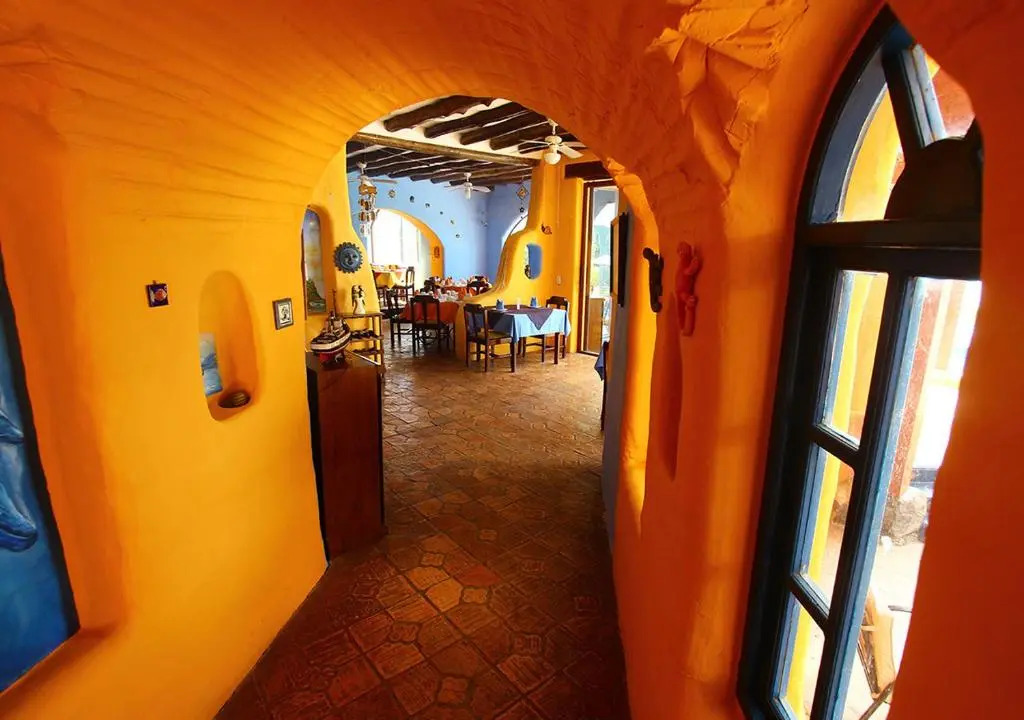 Mantaraya Lodge
