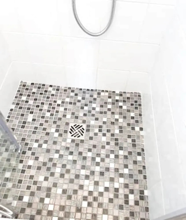 Apartment with One Bedroom in Saint-Raphaël, with Pool Access And Enclosed Garden - 600 M From the Beach