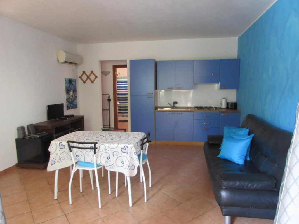 Private Apartment 1 minute to the pool & beach Santa Maria #74B
