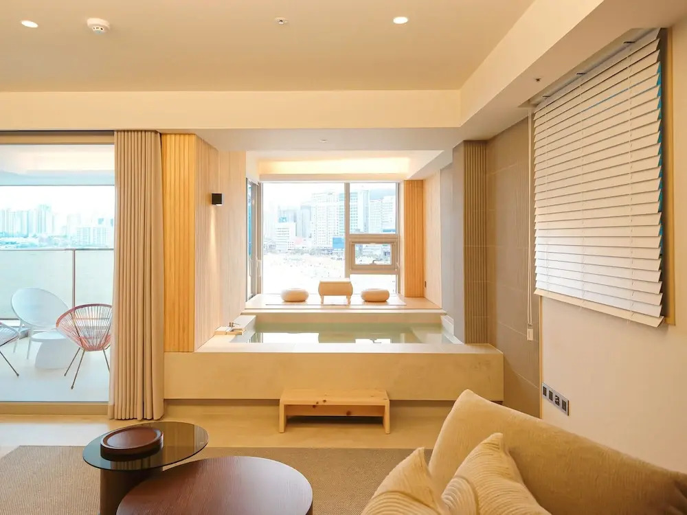 Bamu Hotel