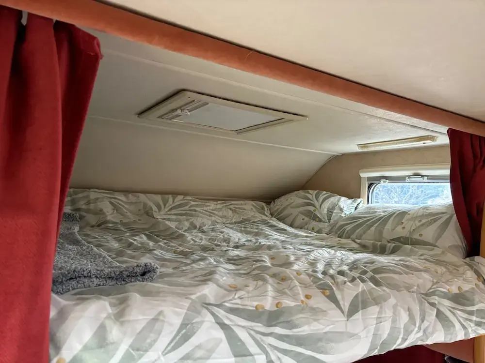 Motorhome in Hinckley- Sleeps 3- Pet Friendly
