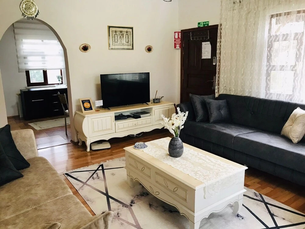 Sapanca Eren Villa-Isıtma Havuzlu